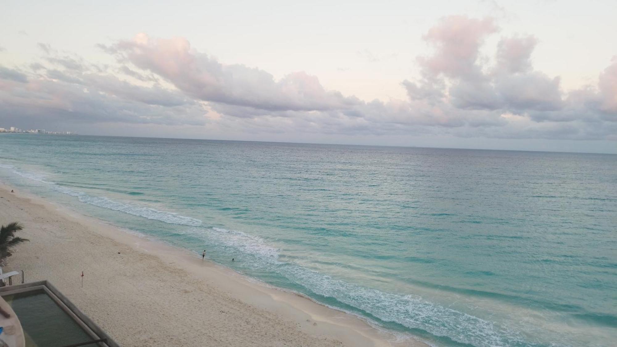 “Magic Sunrise At Cancun” Zewnętrze zdjęcie
