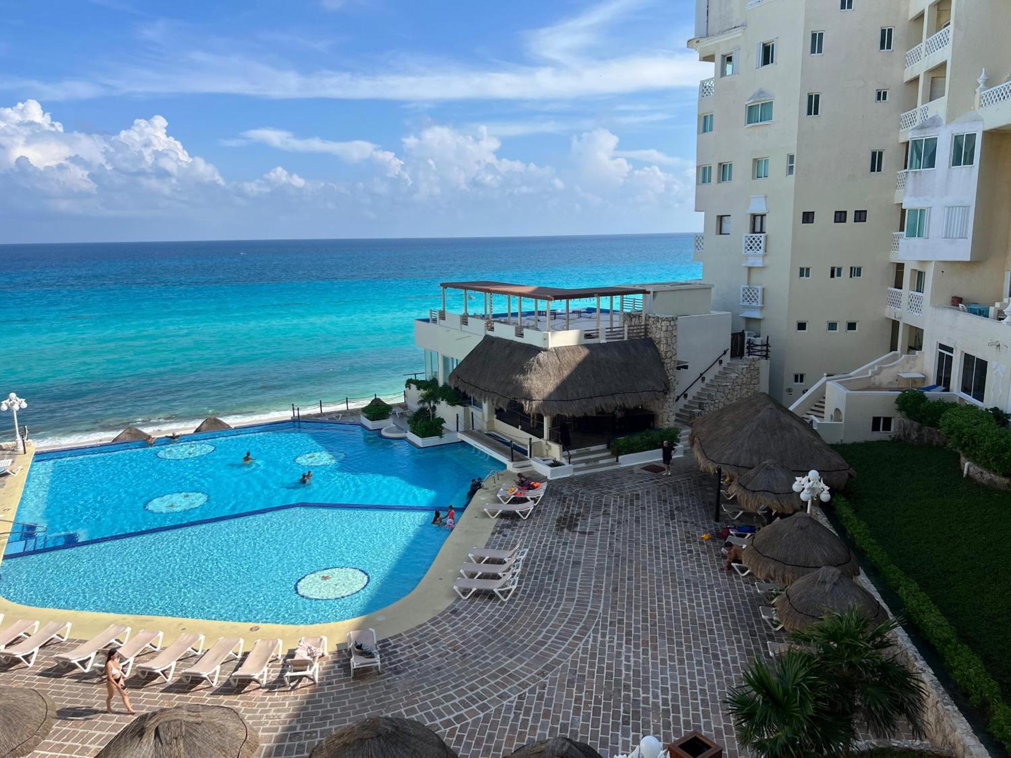 “Magic Sunrise At Cancun” Zewnętrze zdjęcie